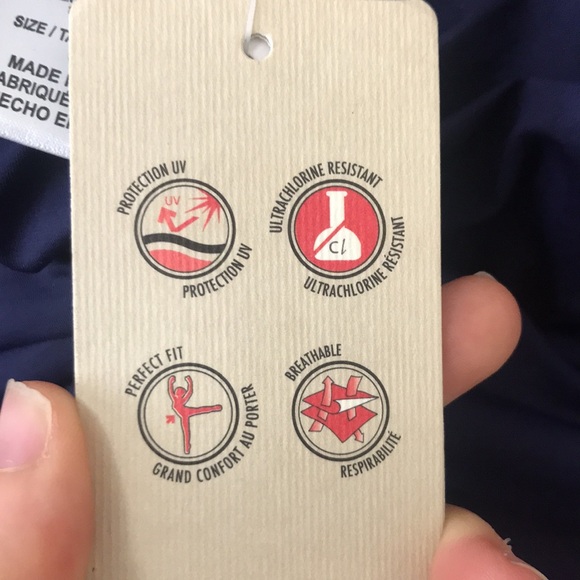 Tommy Bahama Pearl Underwire Twist Front Tankini Top Navy - Picture 5 of 6